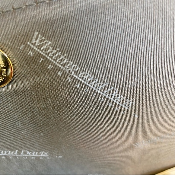 Whiting & Davis White Mesh Clutch with Removable Shoulder Strap Purse - Picture 3 of 11